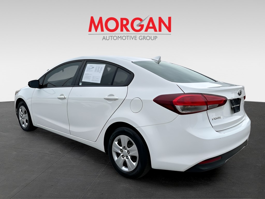 2018 Kia Forte - Photo 5