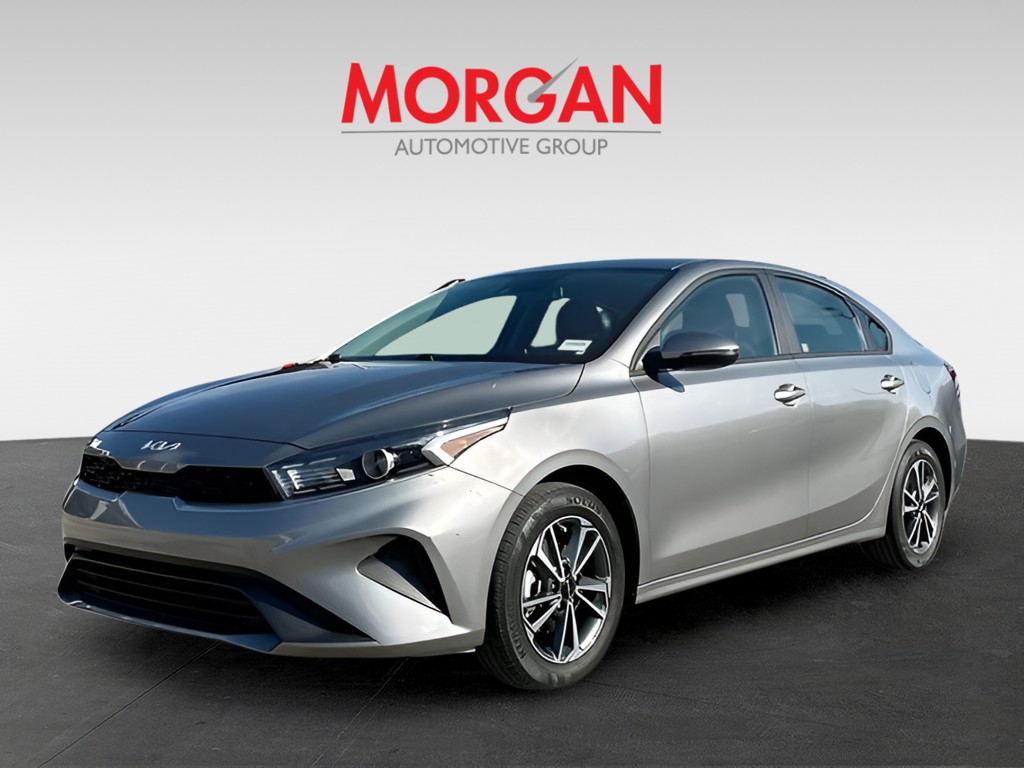 2023 Kia Forte - Photo 3