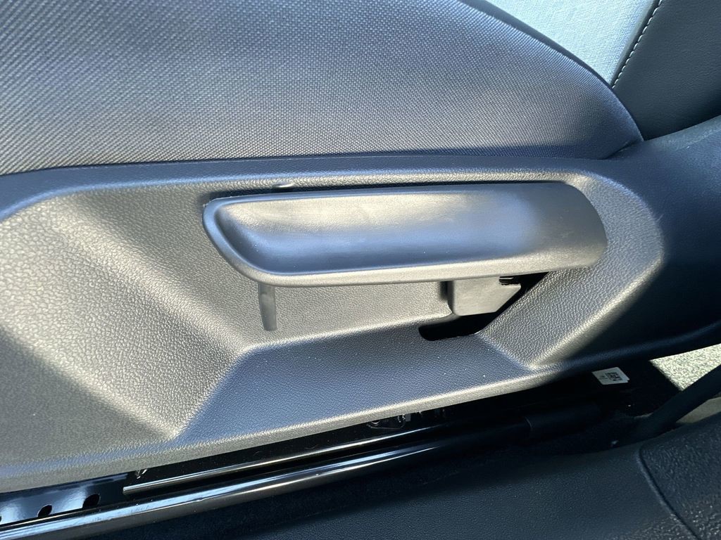2025 Volkswagen ID.4 - Photo 14