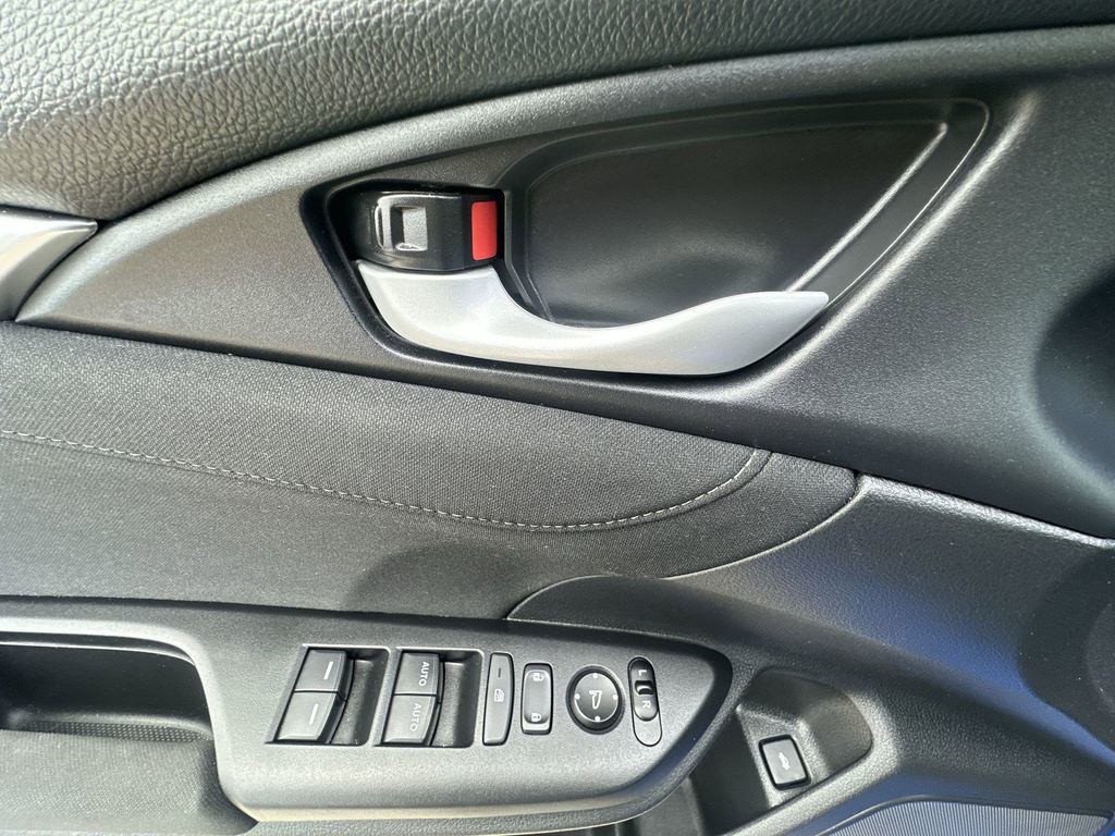 2019 Honda Civic Sedan - Photo 15