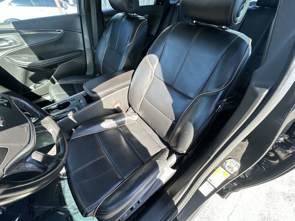 2020 Chevrolet Impala - Photo 13
