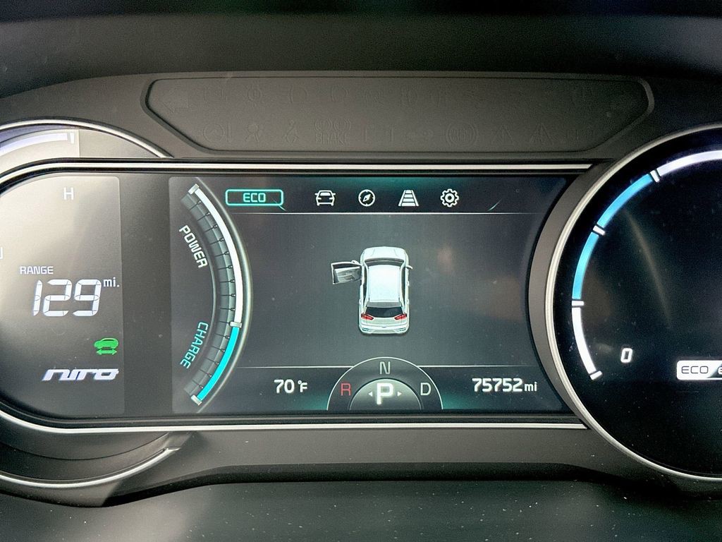 2022 Kia Niro EV - Photo 10