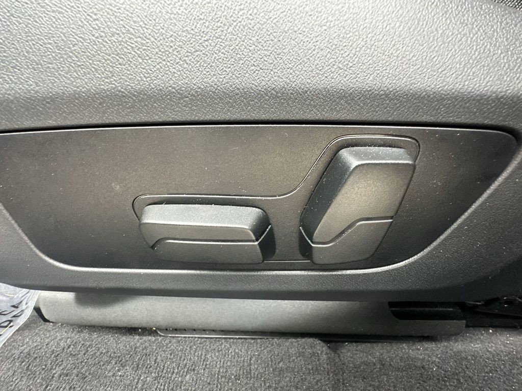2025 BMW 2 Series - Photo 14
