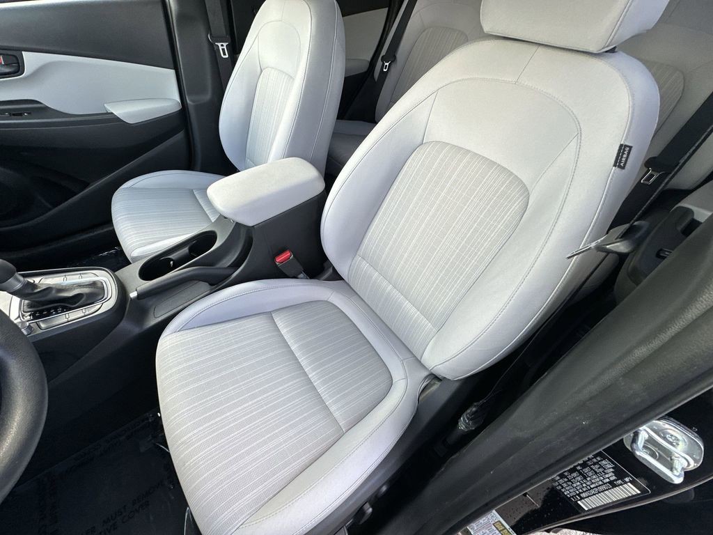 2023 Hyundai Kona - Photo 13