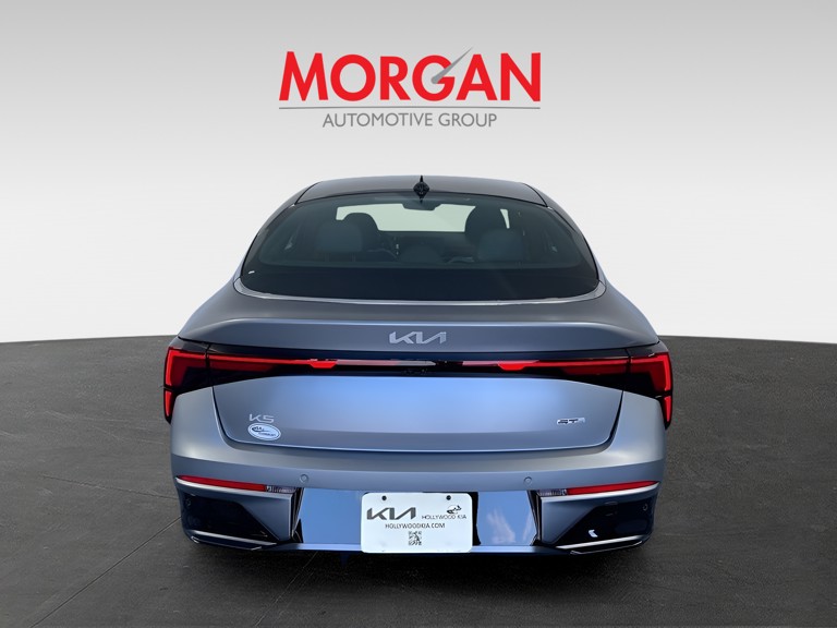 2026 Kia K5 - Photo 7