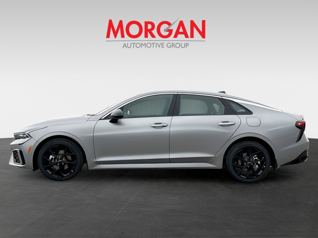 2026 Kia K5 - Photo 8