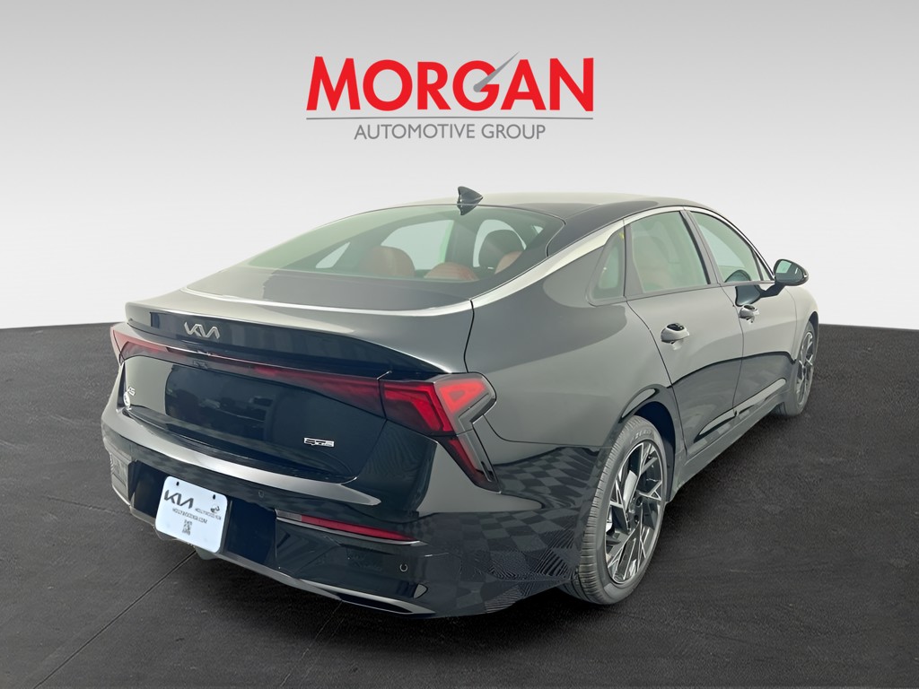 2026 Kia K5 - Photo 4