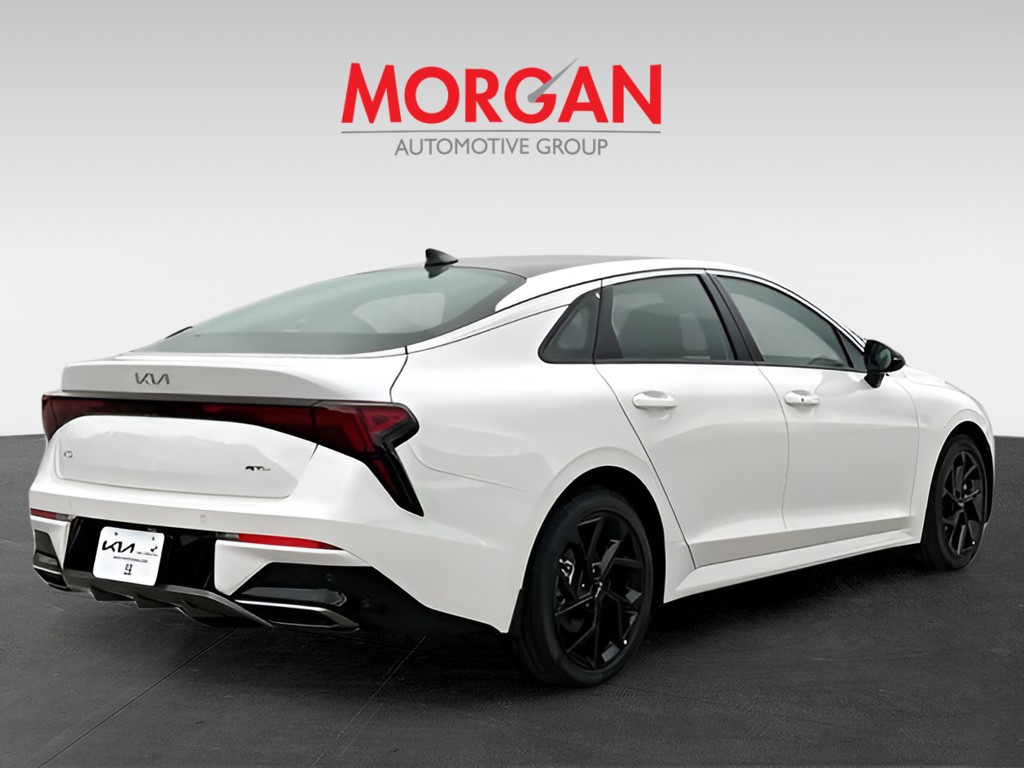 2026 Kia K5 - Photo 6