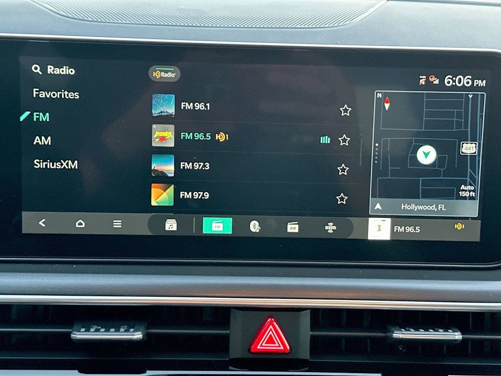 2026 Kia K5 - Photo 15