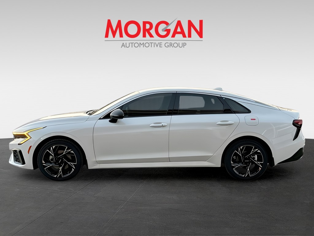 2026 Kia K5 - Photo 8