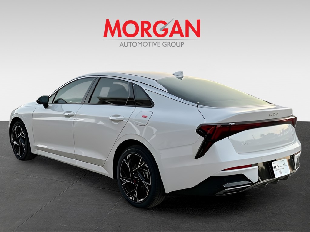 2026 Kia K5 - Photo 5