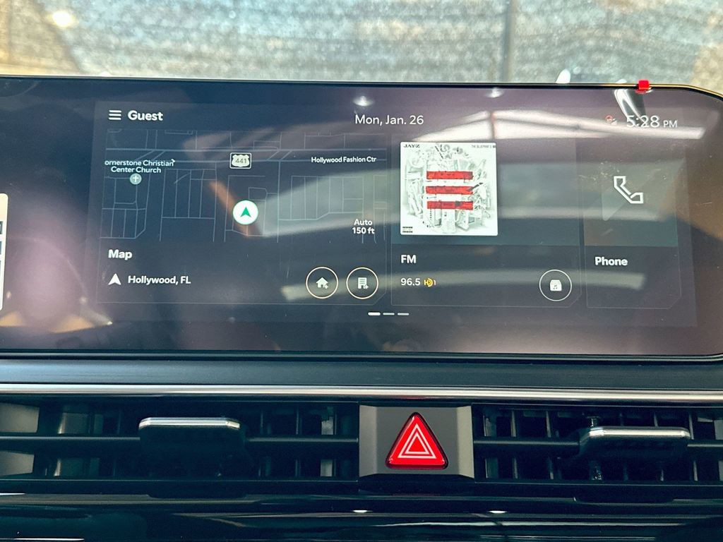 2026 Kia K5 - Photo 14