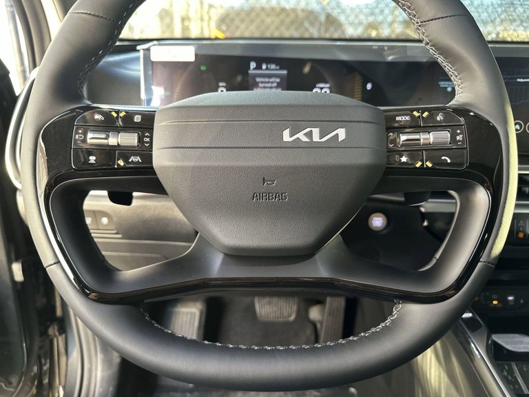 2026 Kia Sorento Hybrid - Photo 12