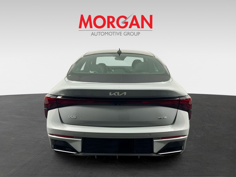 2026 Kia K5 - Photo 9