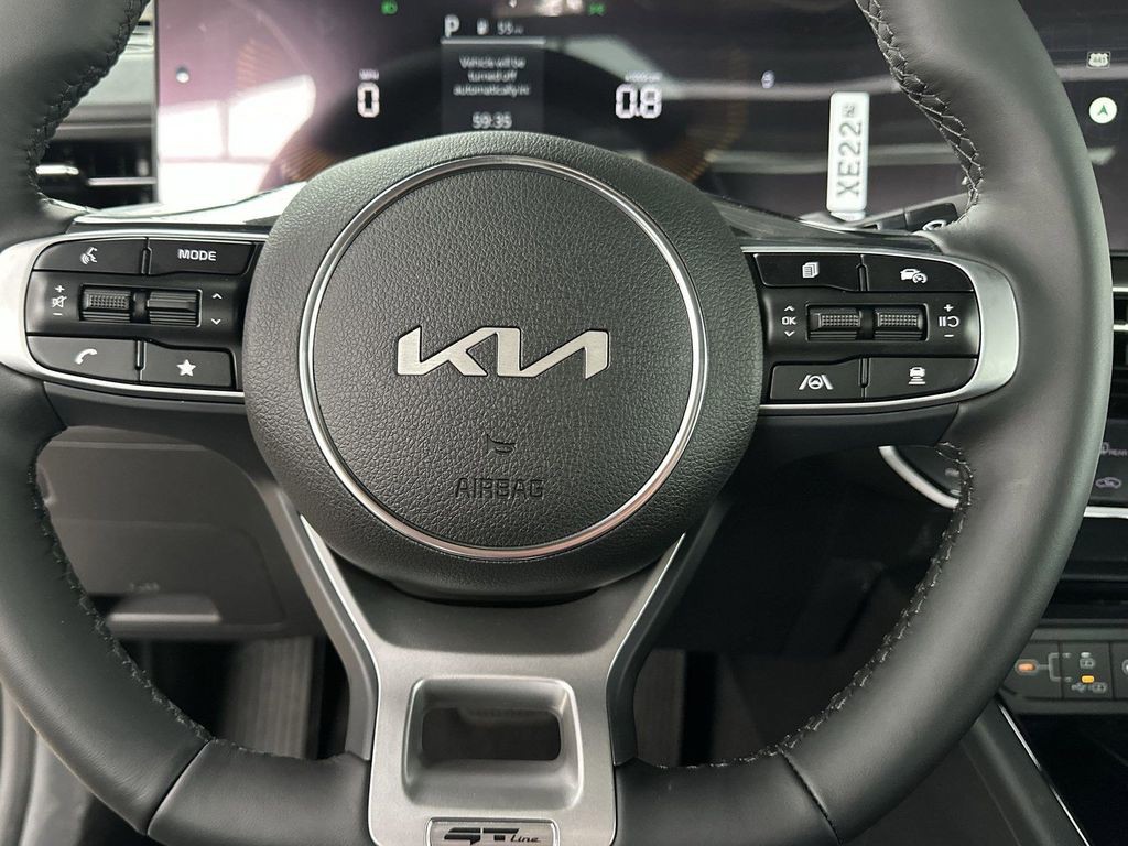 2026 Kia K5 - Photo 13
