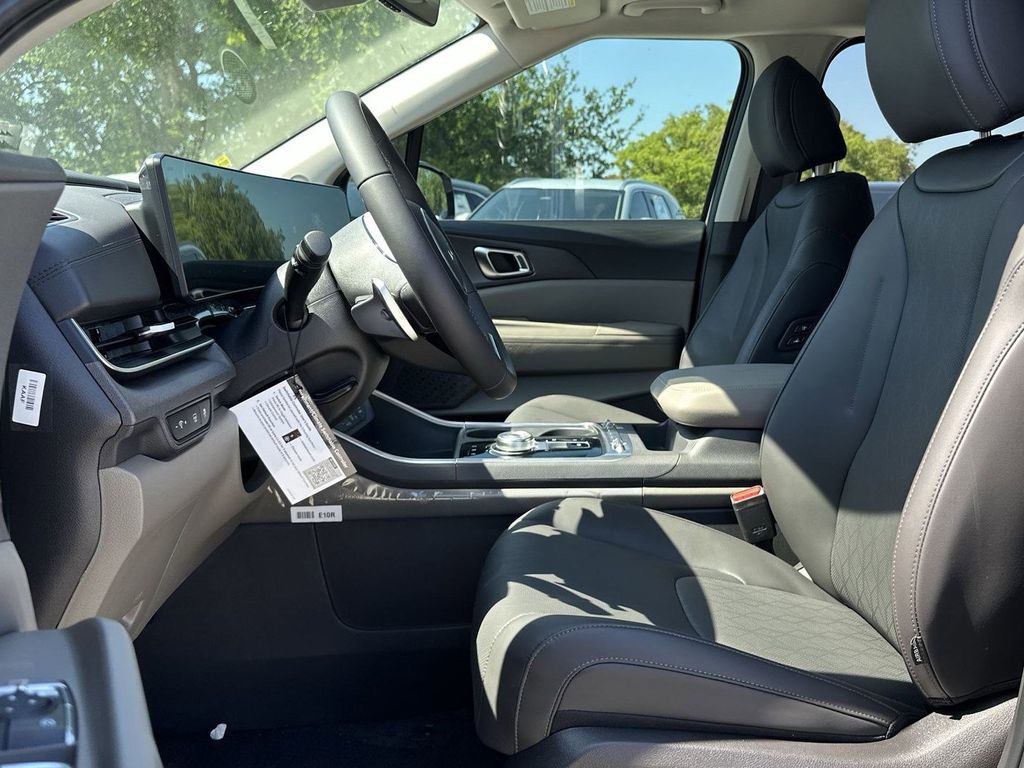 2026 Kia Carnival Hybrid - Photo 15