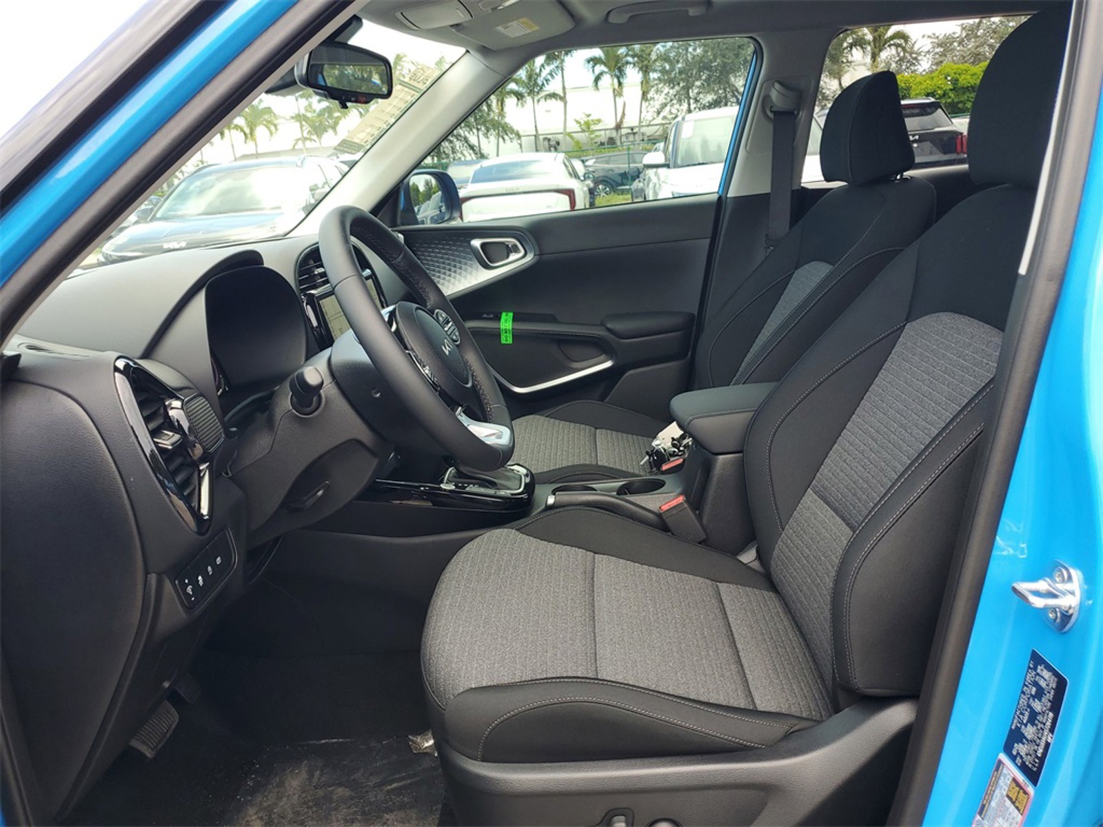 2025 Kia Soul - Photo 12