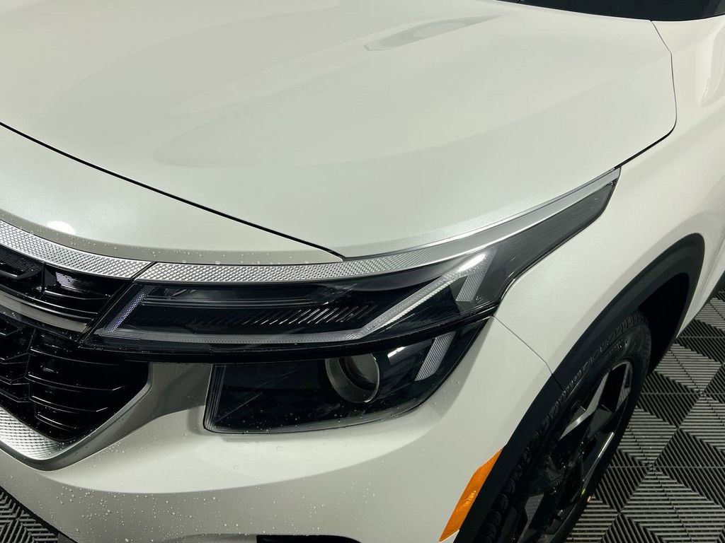 2026 Kia Seltos - Photo 9
