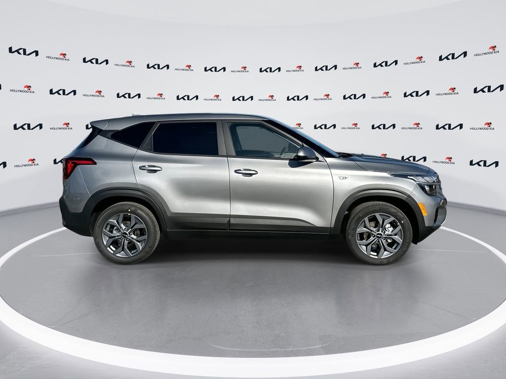 2026 Kia Seltos - Photo 10