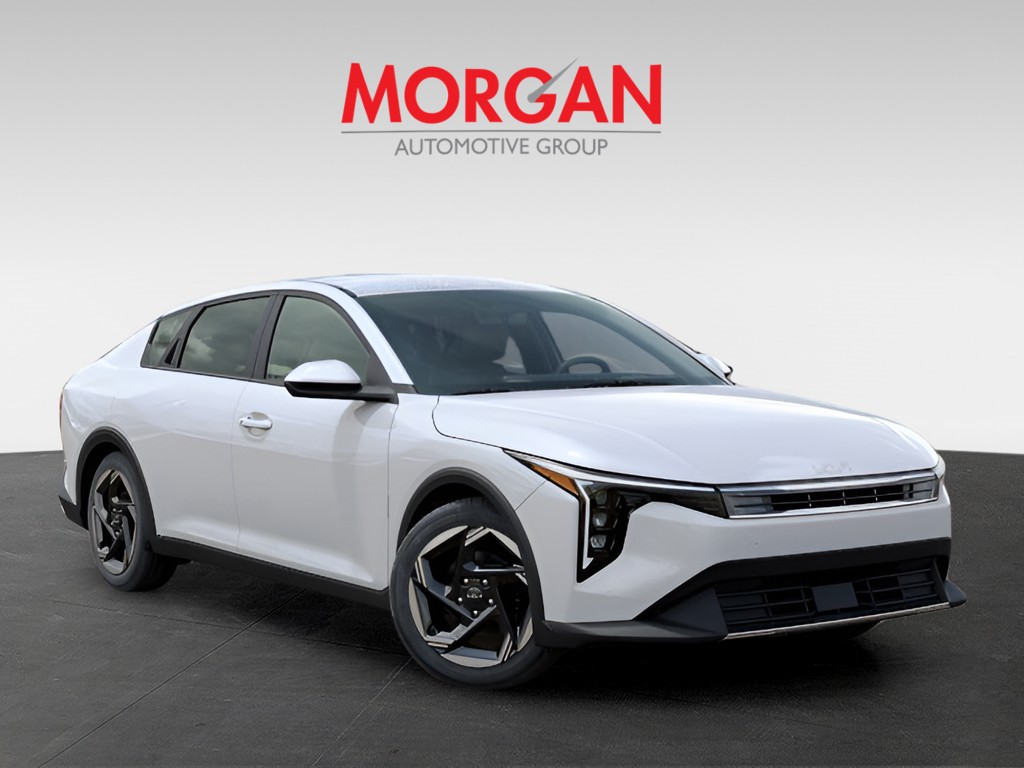 2025 Kia K4 - Photo 2