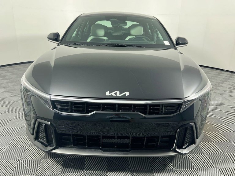 2025 Kia K4 - Photo 5