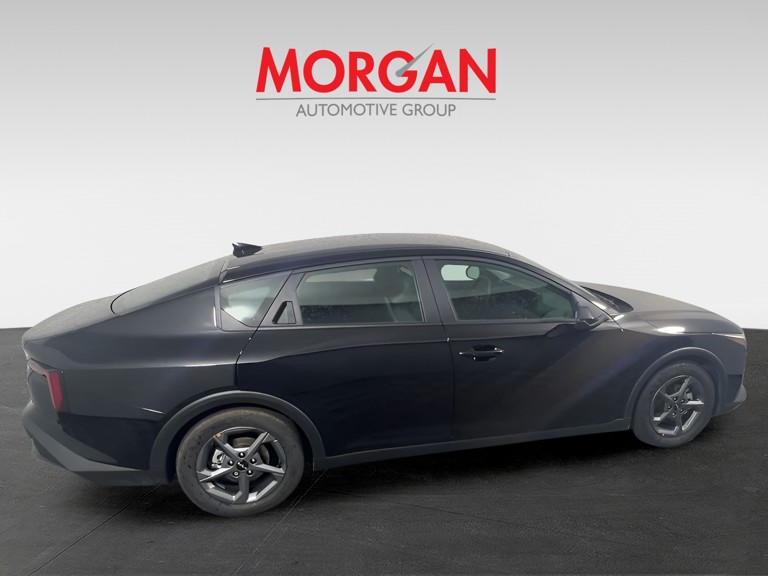 2025 Kia K4 - Photo 11