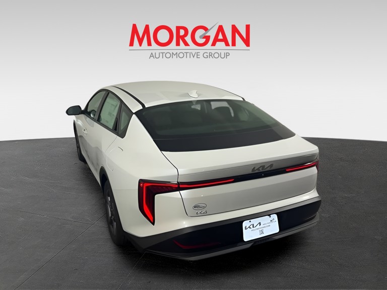 2025 Kia K4 - Photo 5