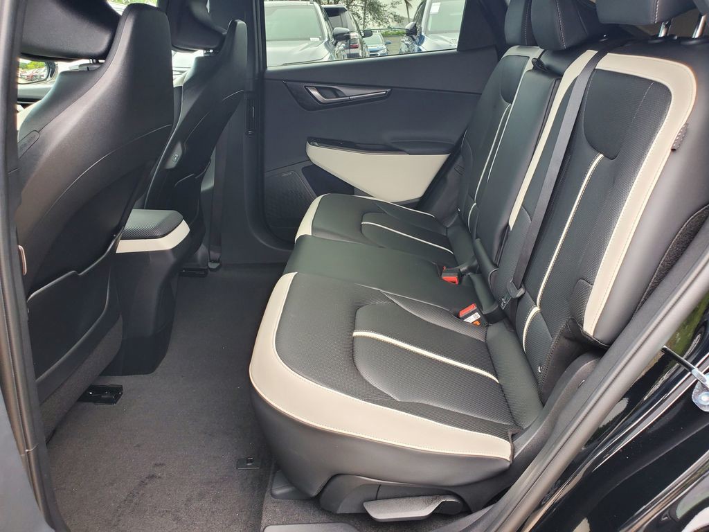 2025 Kia EV6 - Photo 10