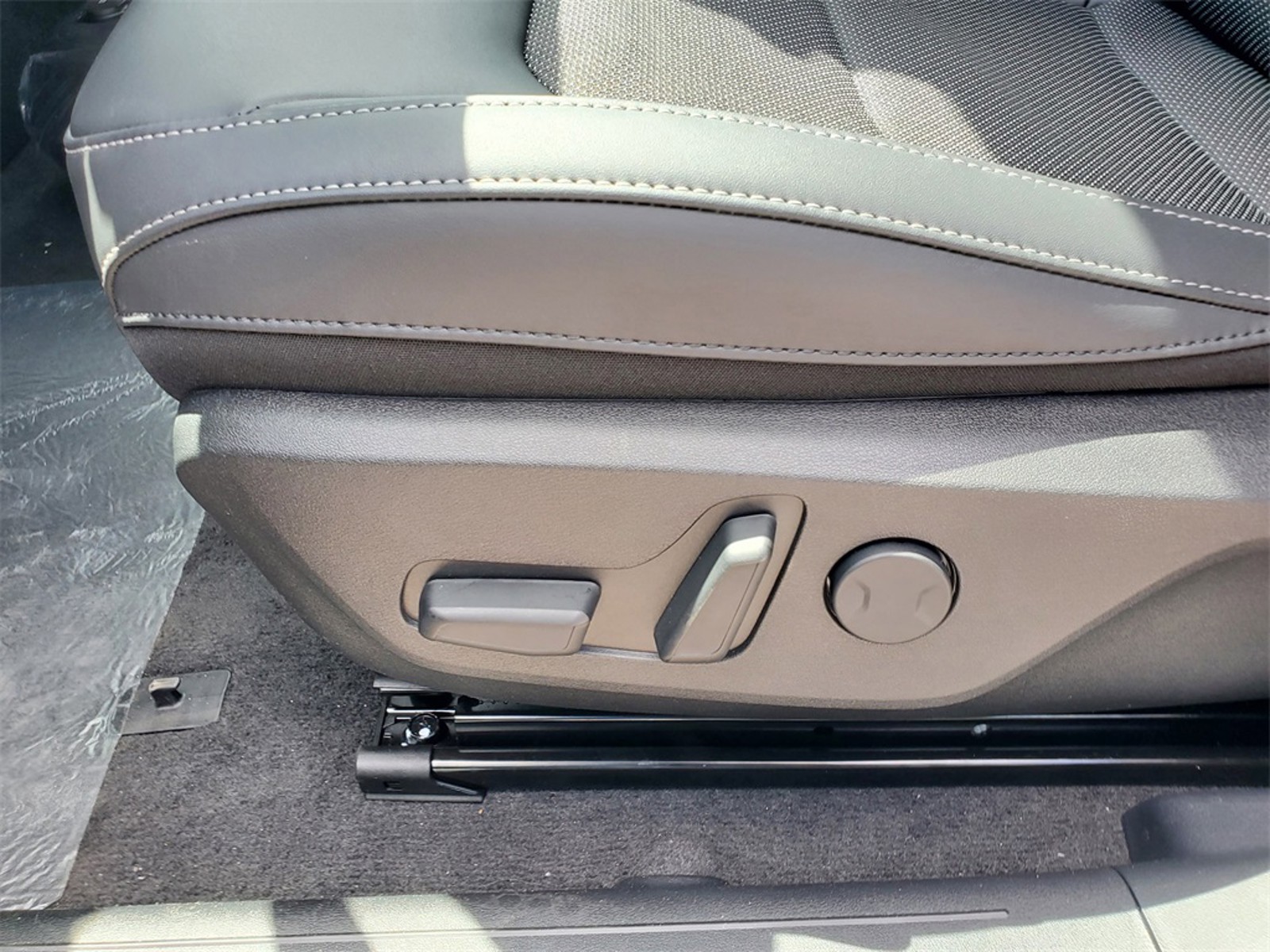 2025 Kia EV6 - Photo 12