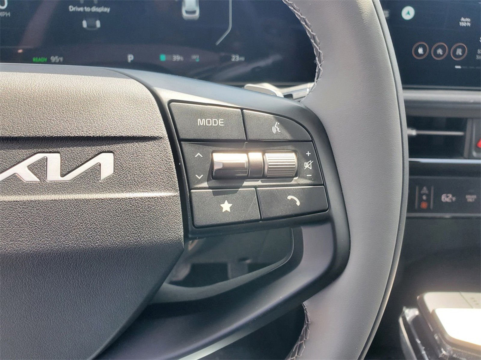 2025 Kia EV6 - Photo 19
