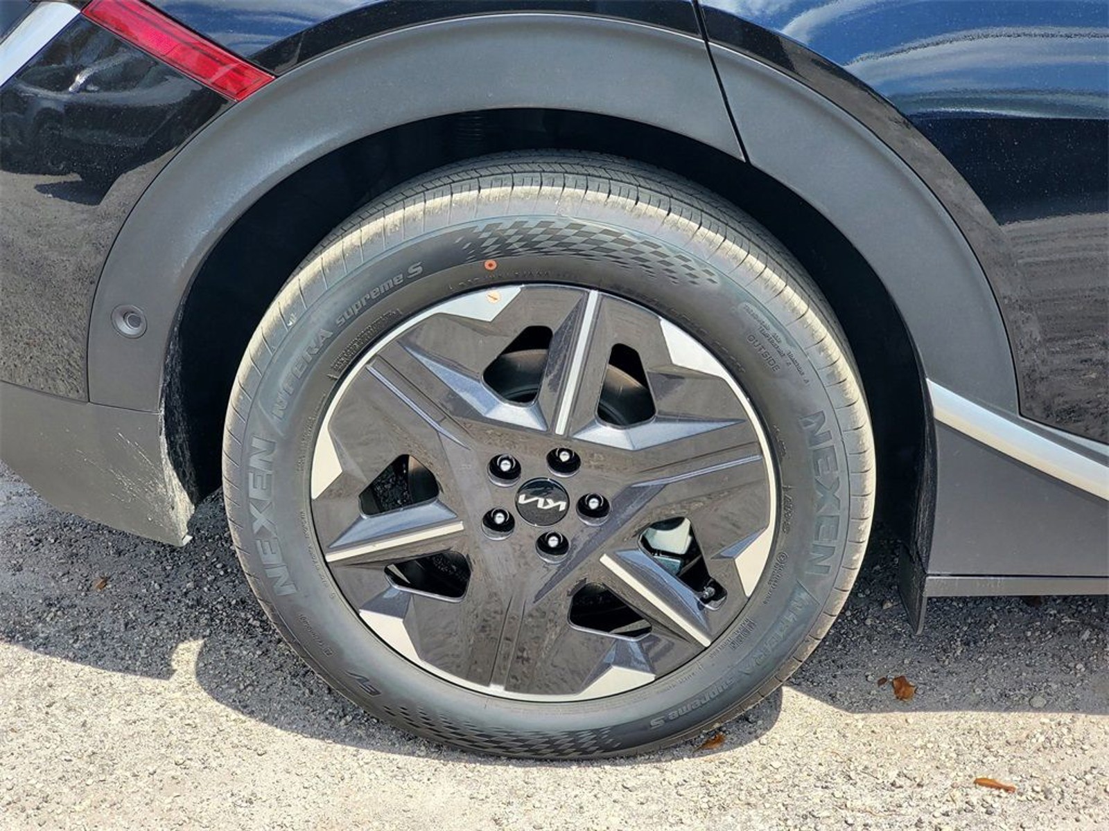 2025 Kia EV6 - Photo 7