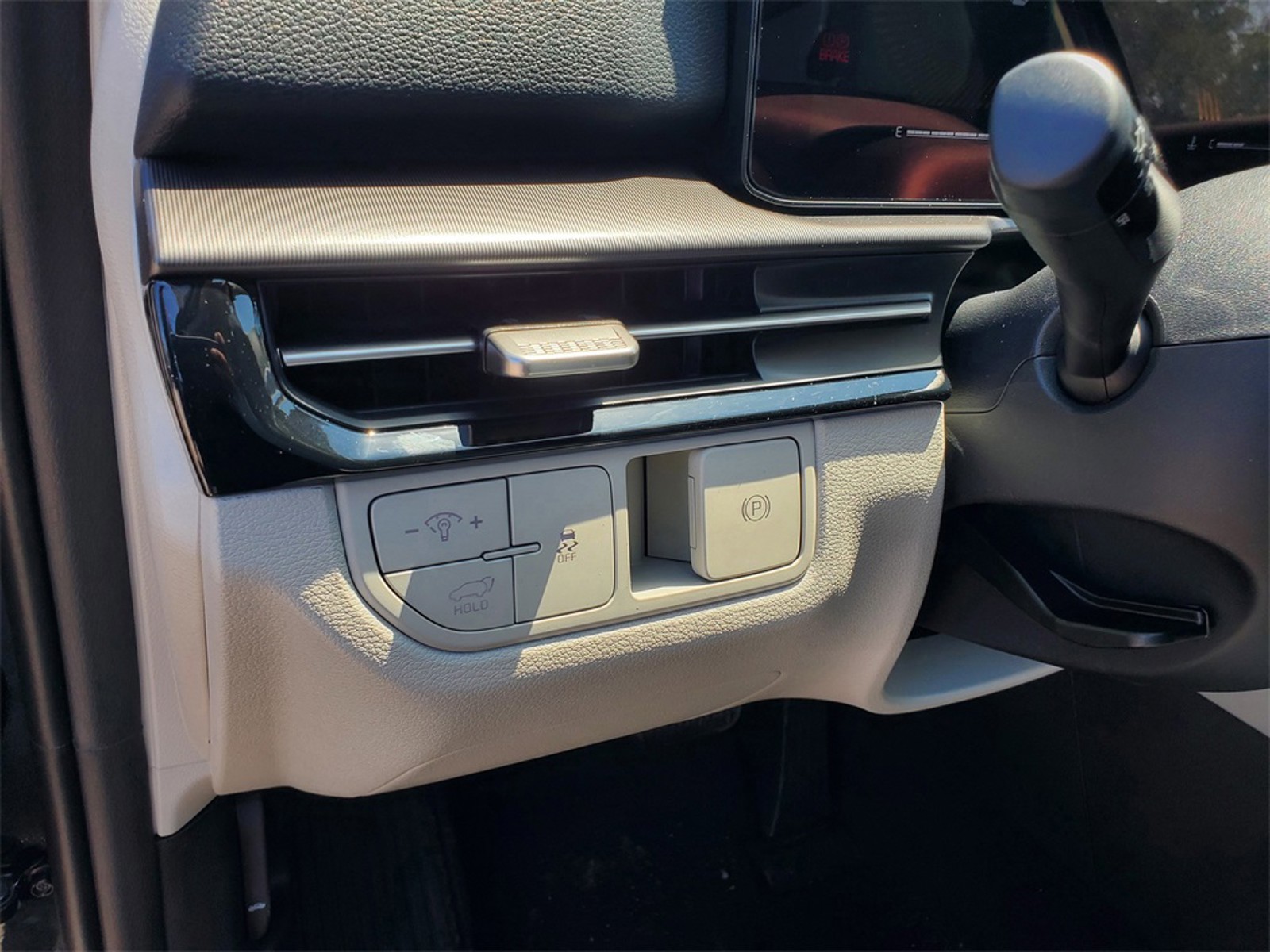 2026 Kia Sportage - Photo 14