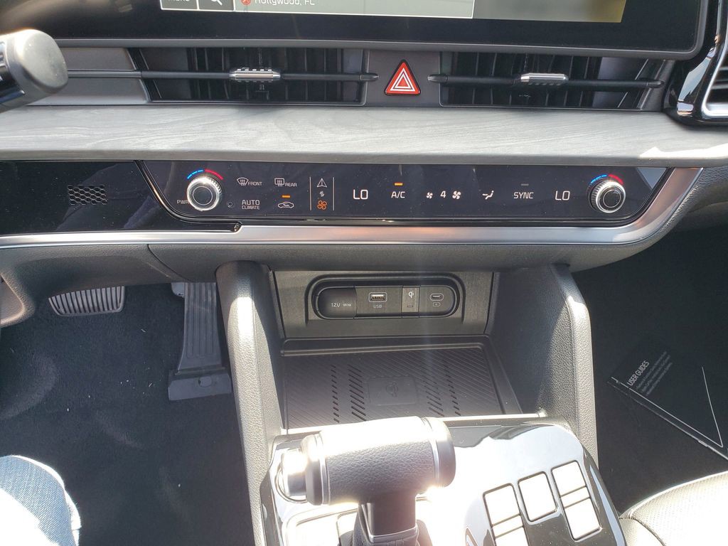 2026 Kia Sportage - Photo 21