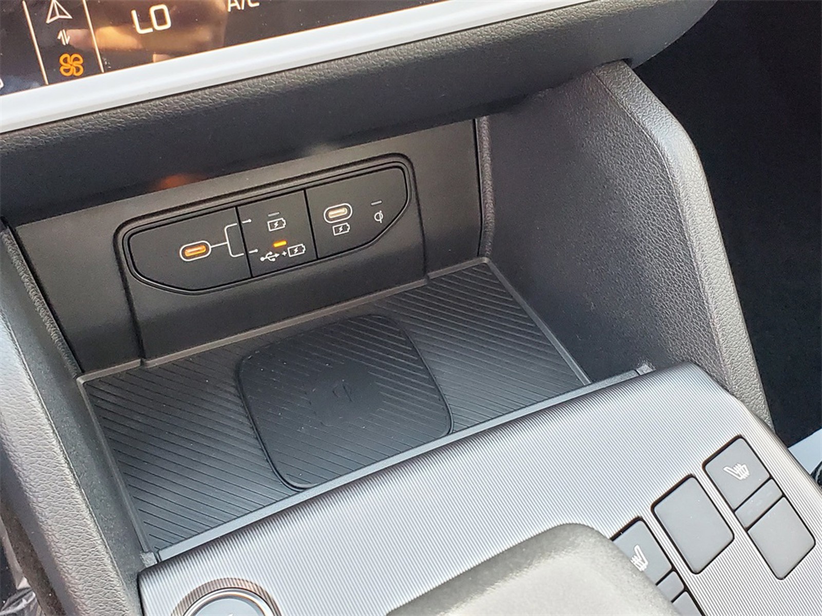 2026 Kia Sportage - Photo 23