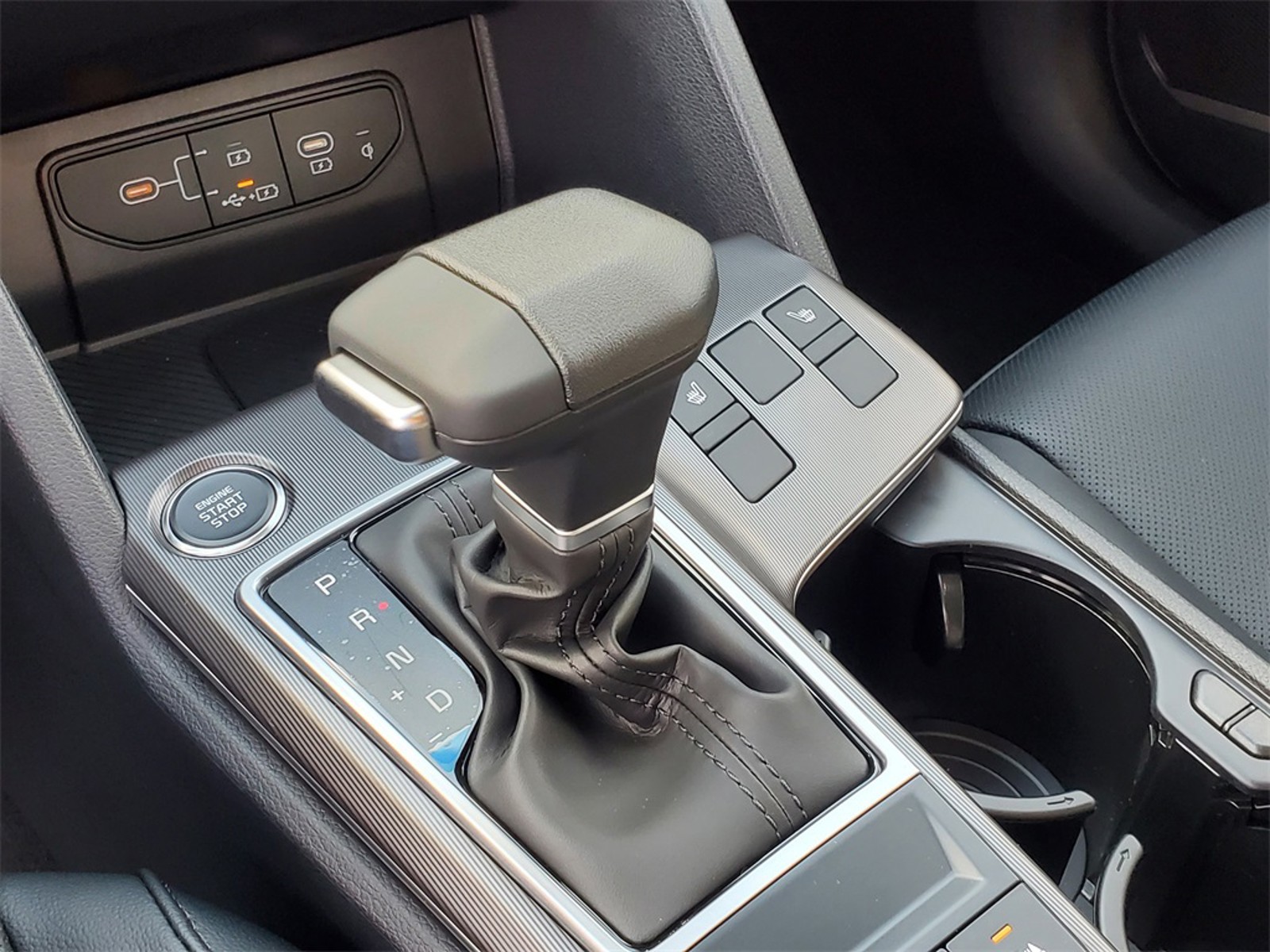 2026 Kia Sportage - Photo 25