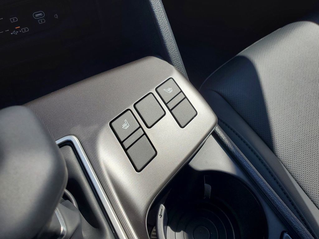 2026 Kia Sportage - Photo 25