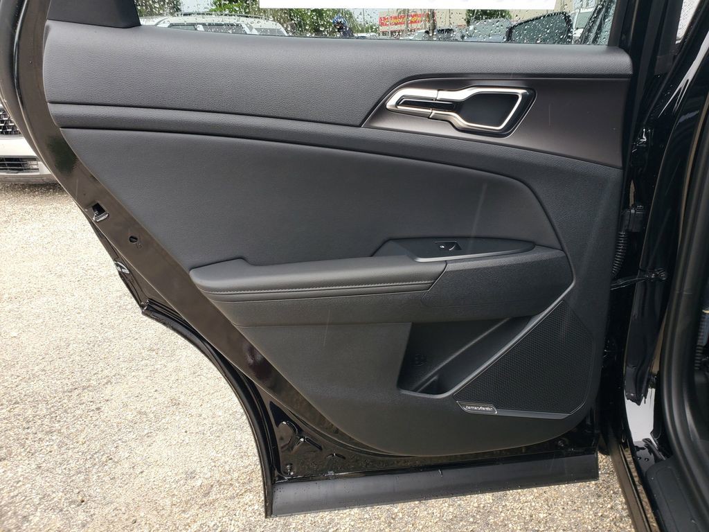 2026 Kia Sportage - Photo 12