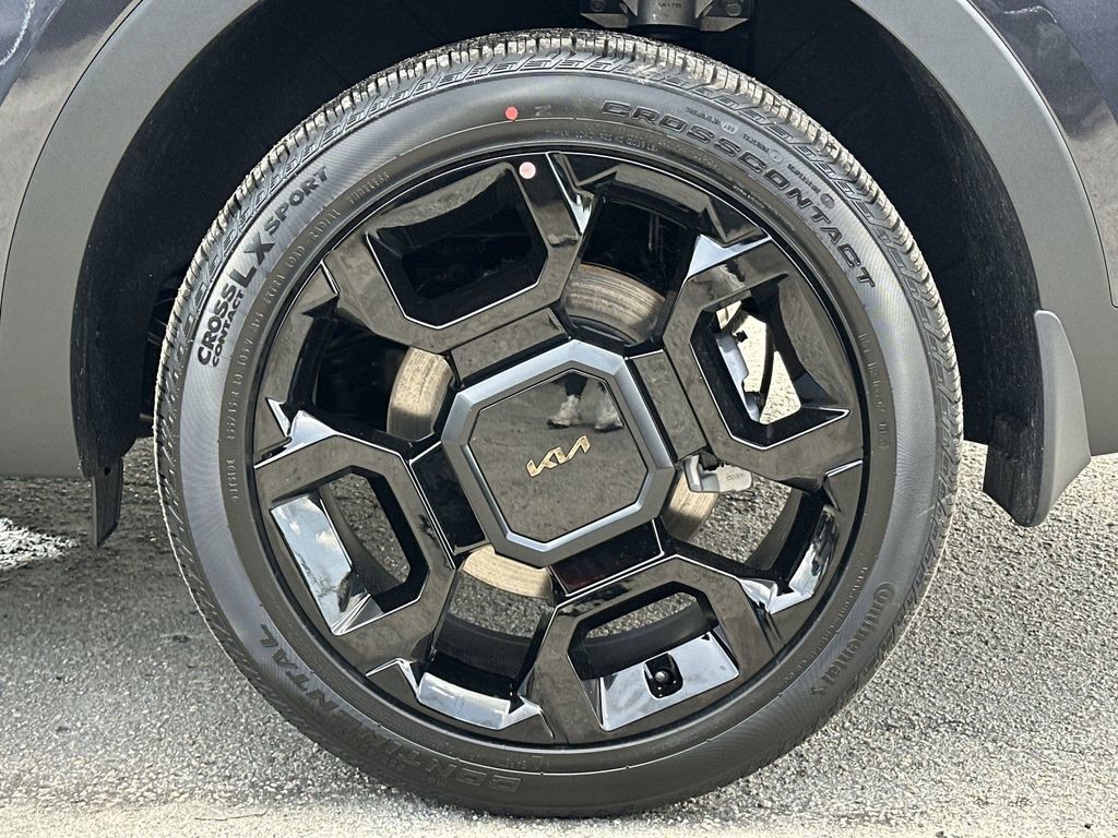 2025 Kia Sorento - Photo 11