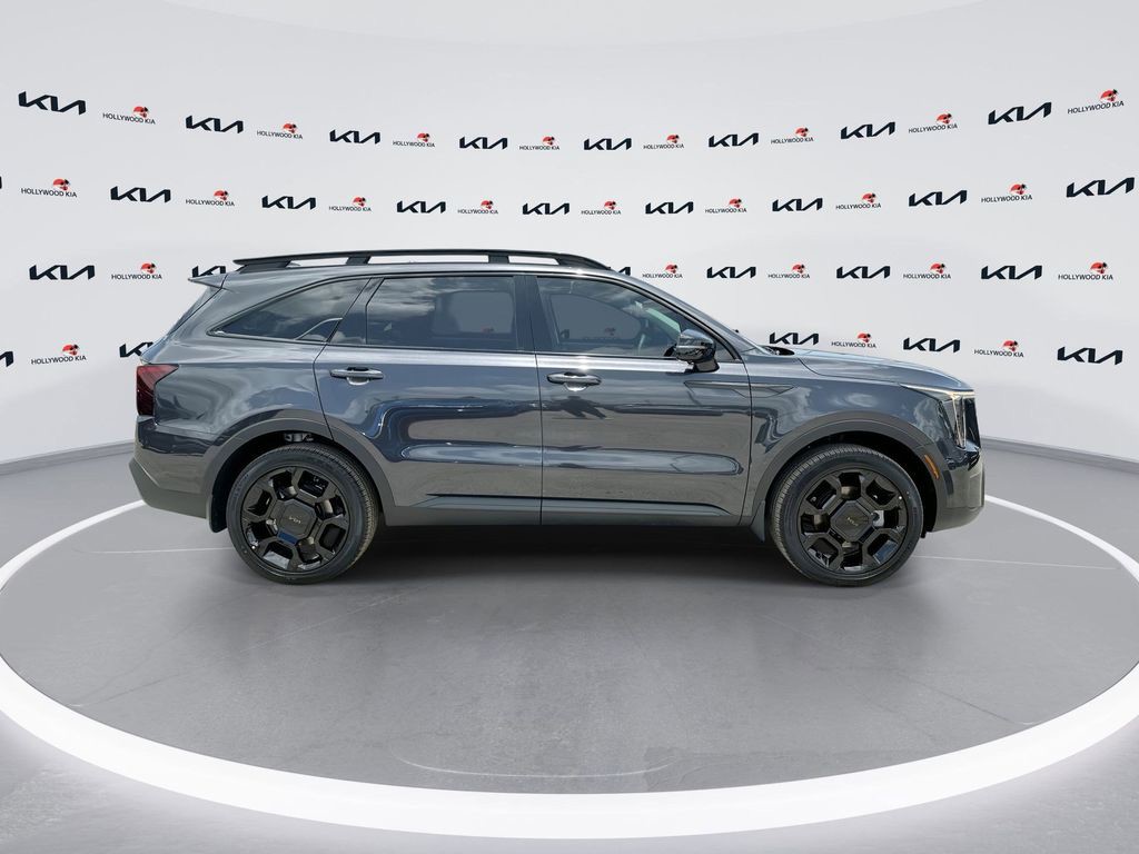 2025 Kia Sorento - Photo 9