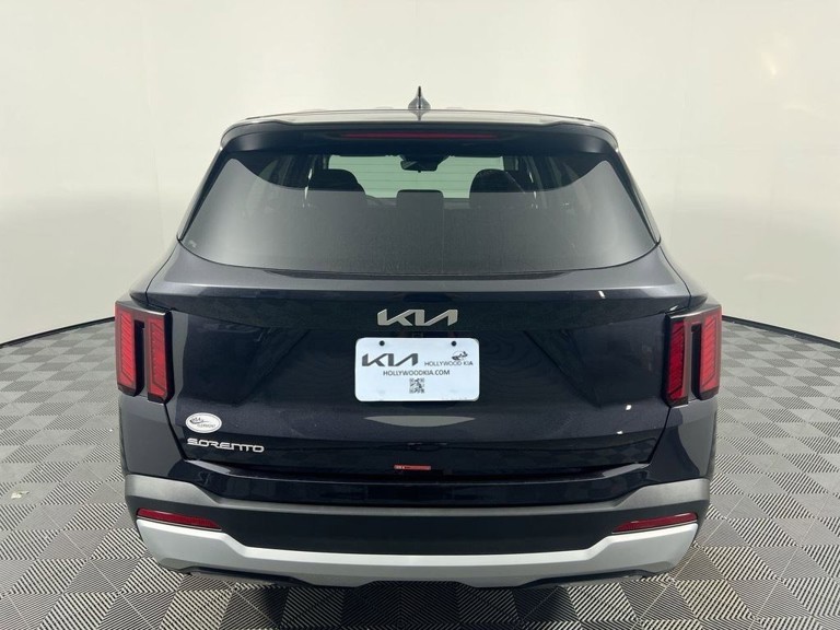 2026 Kia Sorento - Photo 8
