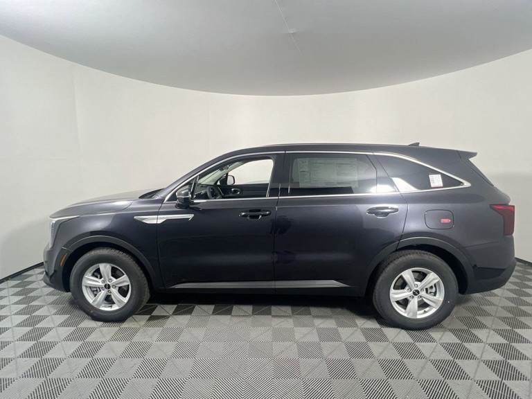 2026 Kia Sorento - Photo 12