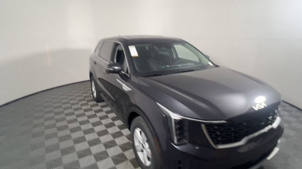 2026 Kia Sorento - Photo 15
