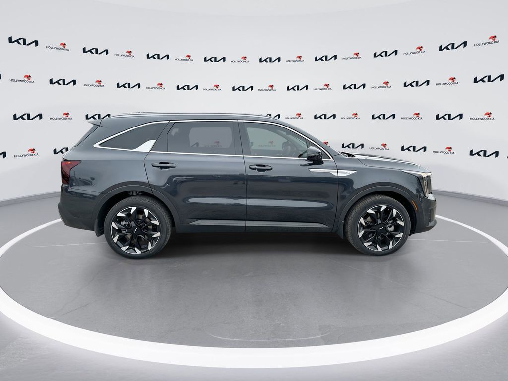 2026 Kia Sorento - Photo 10