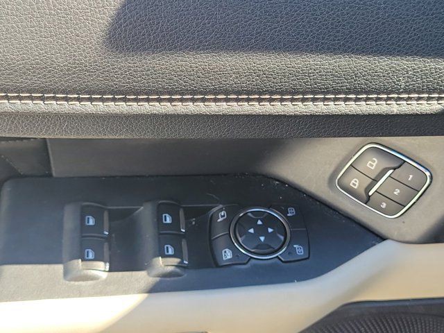 2019 Ford Expedition - Photo 17