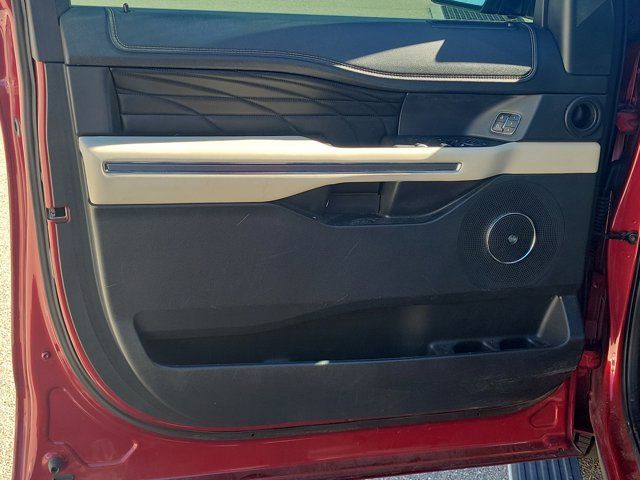2019 Ford Expedition - Photo 18
