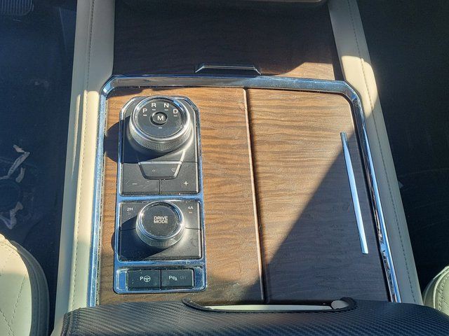 2019 Ford Expedition - Photo 25