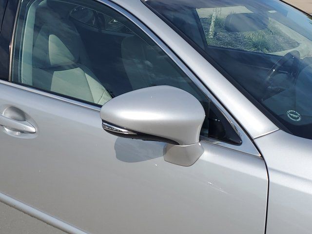 2013 Lexus ES 350 - Photo 10