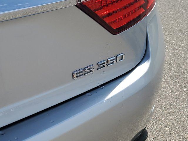 2013 Lexus ES 350 - Photo 12