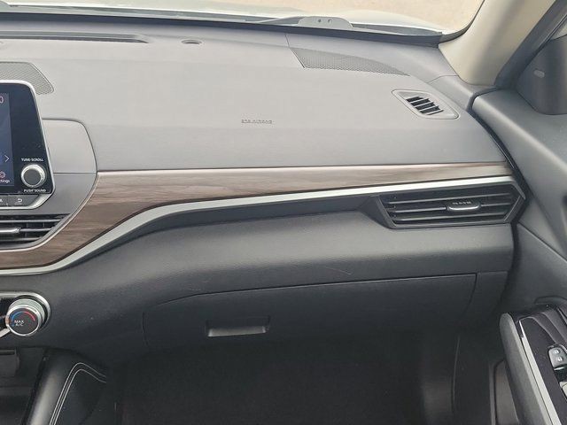 2023 Nissan Altima - Photo 13
