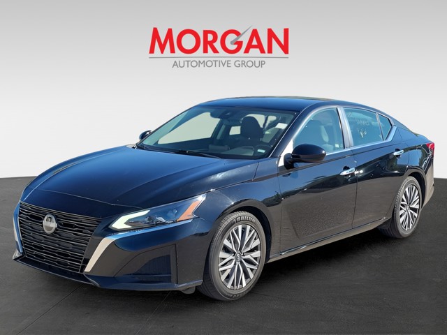 2023 Nissan Altima - Photo 2